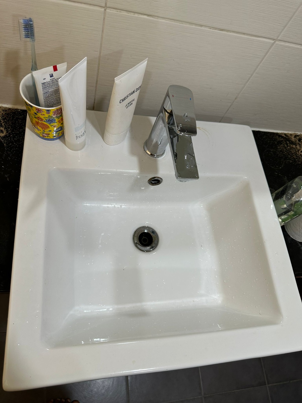 Expert Basin Replacement Service in Singapore: Upgrade Your Bathroom or Kitchen with Tasfia Engineering & Construction Pte Ltd